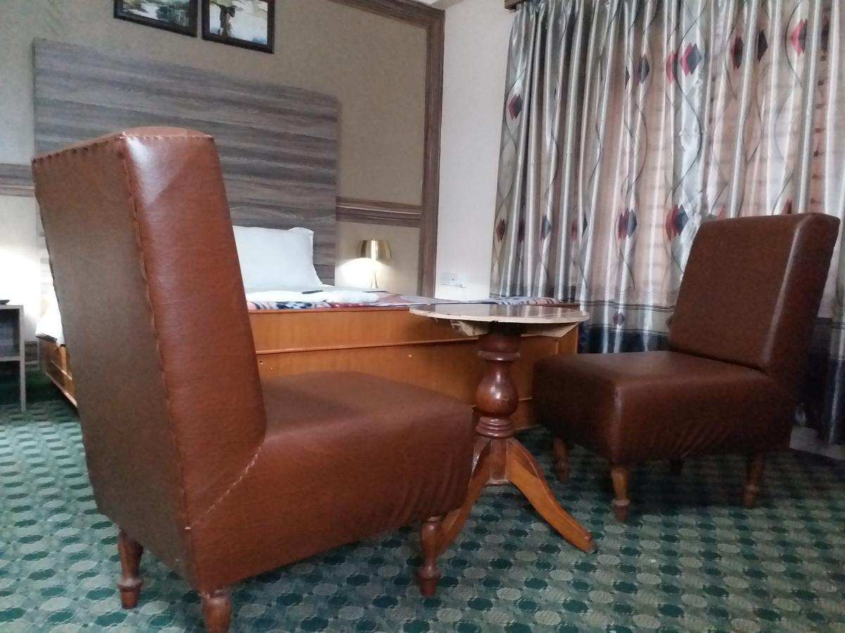 Hotel Marigold Похара Екстериор снимка