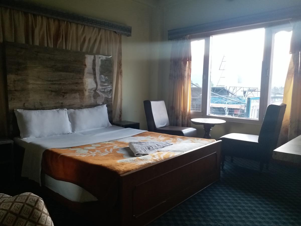 Hotel Marigold Похара Екстериор снимка